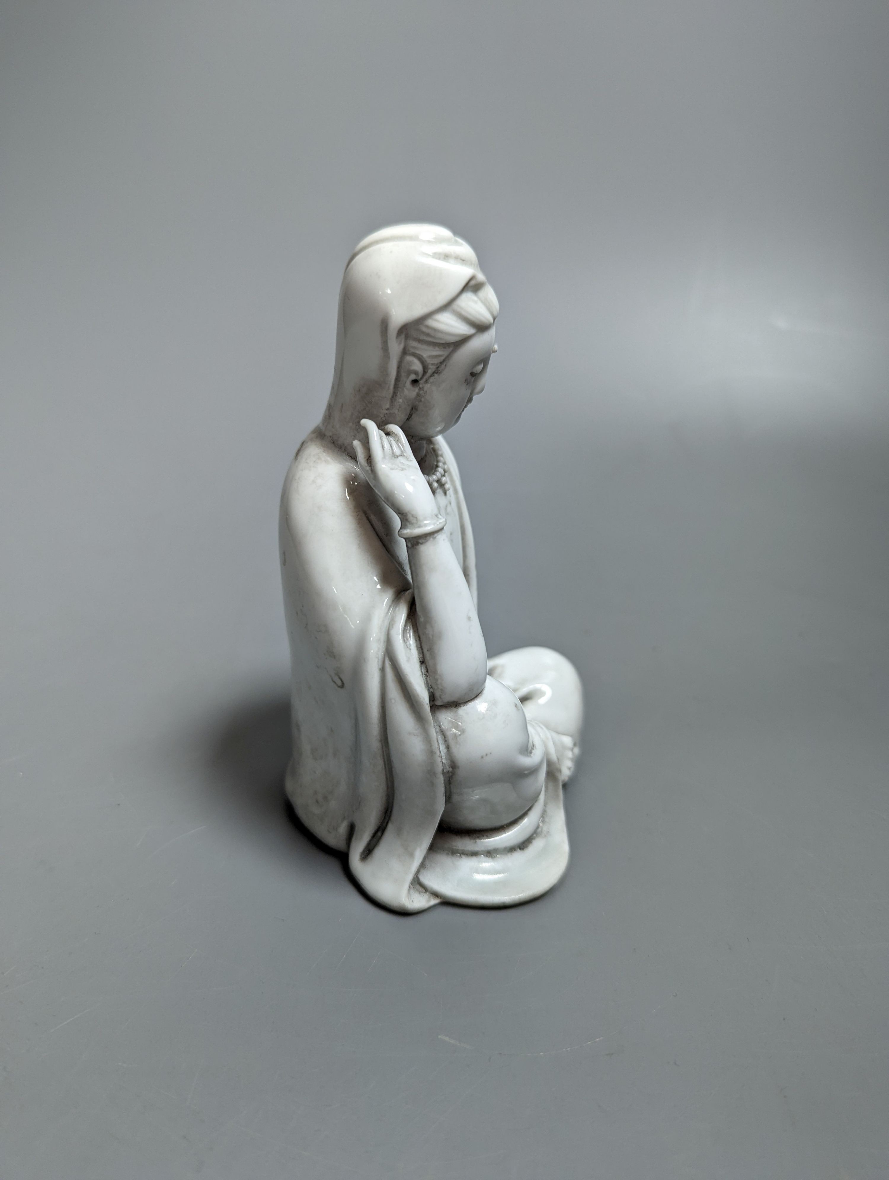 A Chinese blanc de chine figure of Guanyin 13cm